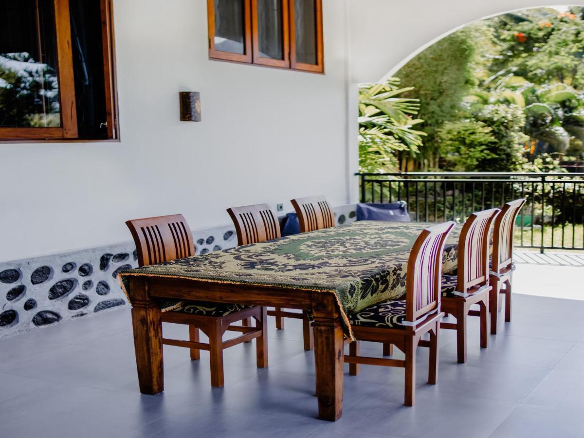 Sunset Villa Senggigi Εξωτερικό φωτογραφία
