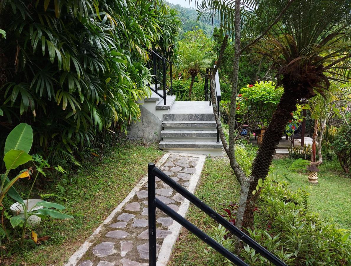 Sunset Villa Senggigi Εξωτερικό φωτογραφία